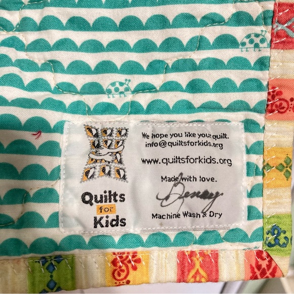 Handmade ALIENS MARTIANS OUTER SPACE Quilt Blanket 41 x 34 inches - Picture 4 of 12